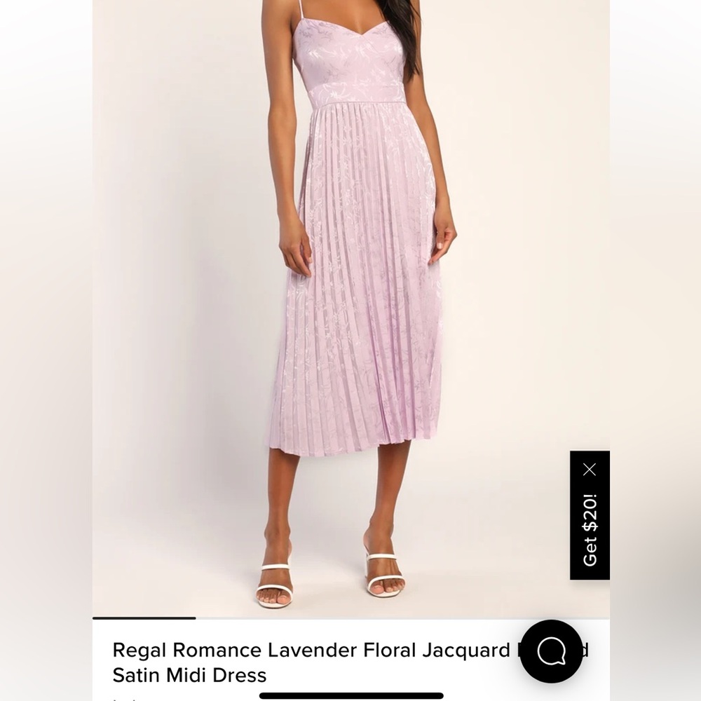 Lulu’s XS Pleated Lavender Jacquard Floral Dress (perfect for wedding guest)